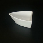 MNTD01 Салатник треугольный  7x6см., 6 cl., фарфор, Minimax, RAK Porcelain, ОАЭ, шт